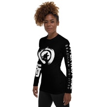 Load image into Gallery viewer, Women's Long Sleeve Rash Guard - Simple B/W